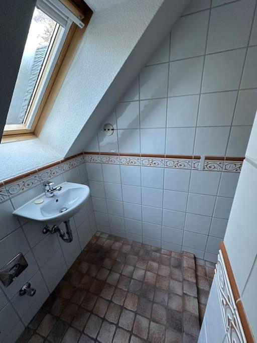 Panorama Penthouse In Wunderschoener Villa Касел Екстериор снимка