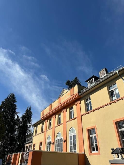 Panorama Penthouse In Wunderschoener Villa Касел Екстериор снимка