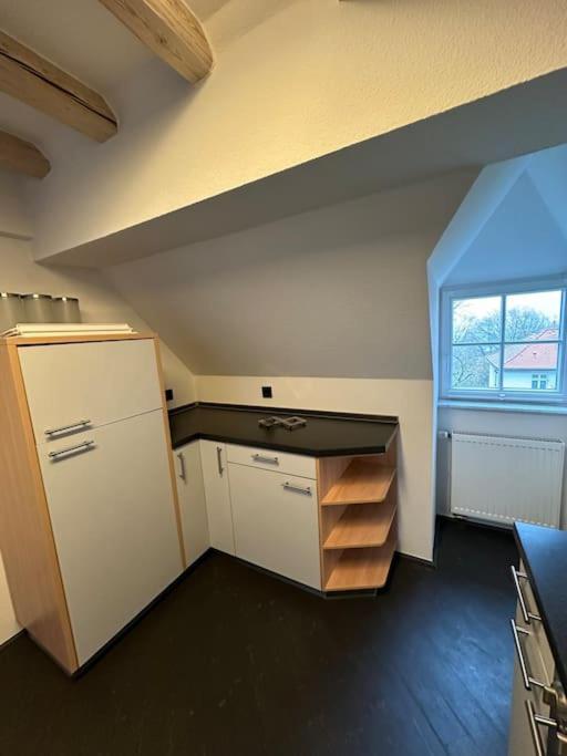 Panorama Penthouse In Wunderschoener Villa Касел Екстериор снимка
